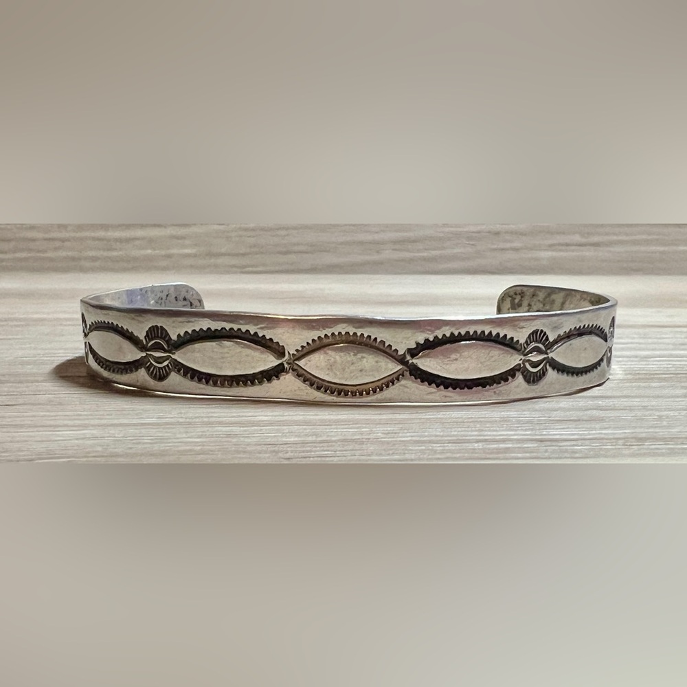 Vintage Native Handmade Maisels Sterling Silver Etched Cuff Bracelet, Size Small